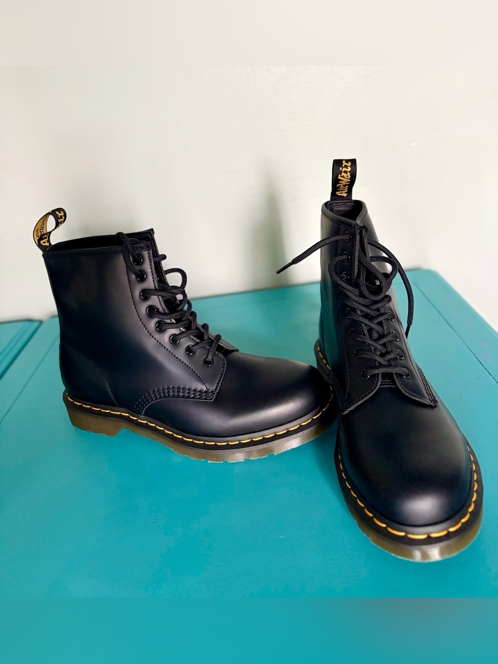 Dr. Martens 1460 Smooth Leather Boots Black - Size US M 9 / W 10 (NWOB) - Picture 1 of 6